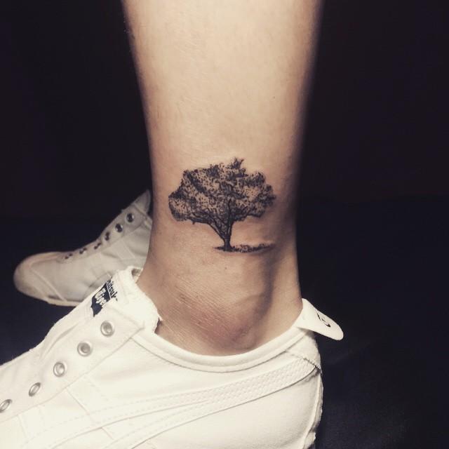 tatuaggio albero 19